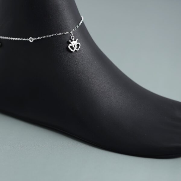 ANKLET