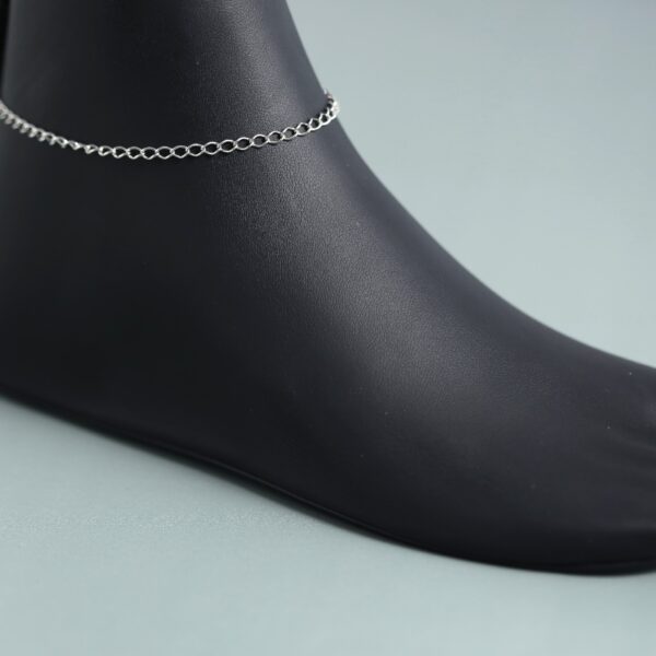 ANKLET